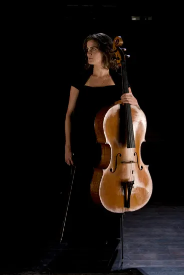 Monika Leskovar, violončelistica — Chiaroscuro 32