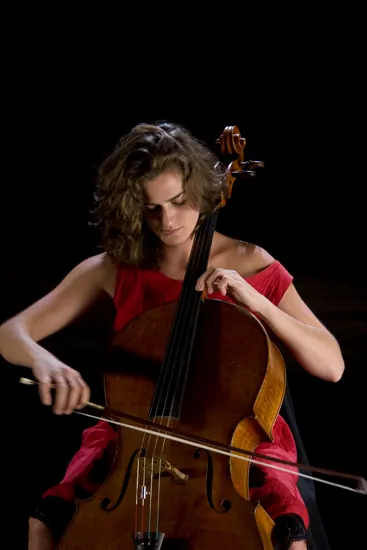 Monika Leskovar, violončelistica — Chiaroscuro 30