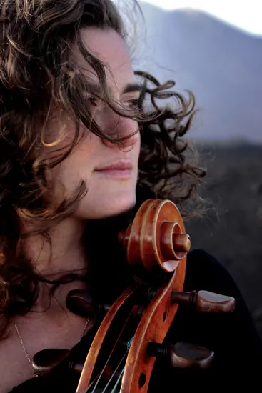 Monika Leskovar, violončelistica — Elementi 21
