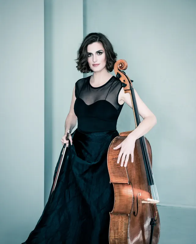 Monika Leskovar, violončelistica — Portreti 13