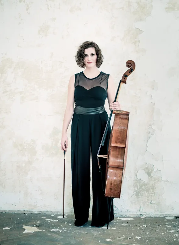 Monika Leskovar, violončelistica — Portreti 15