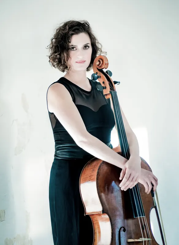Monika Leskovar, violončelistica — Portreti 16