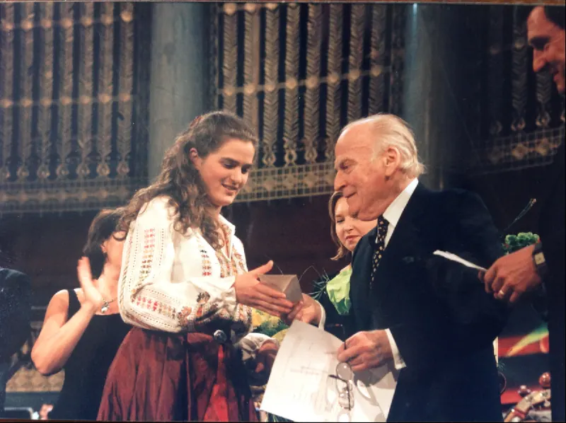 Monika Leskovar, violončelistica — Pozornica 36