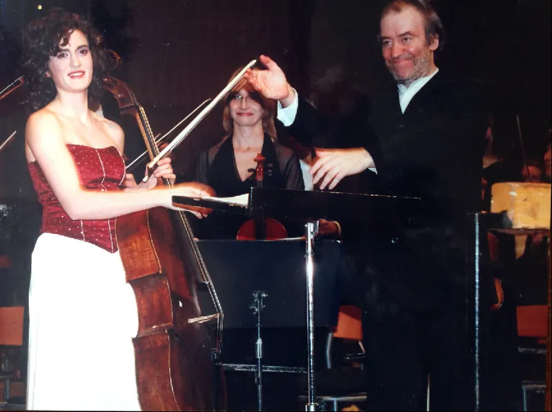 Monika Leskovar, violončelistica — Pozornica 34